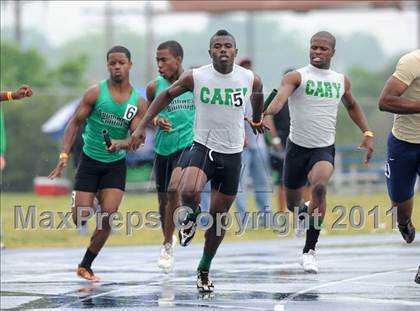 Thumbnail 3 in NCHSAA 4A Track & Field Championships photogallery.