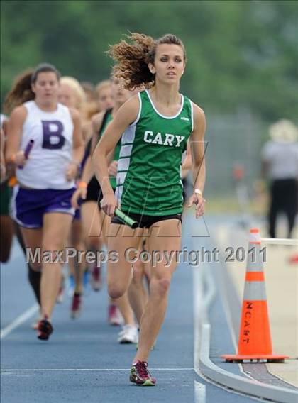 Thumbnail 2 in NCHSAA 4A Track & Field Championships photogallery.