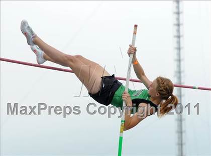 Thumbnail 1 in NCHSAA 4A Track & Field Championships photogallery.