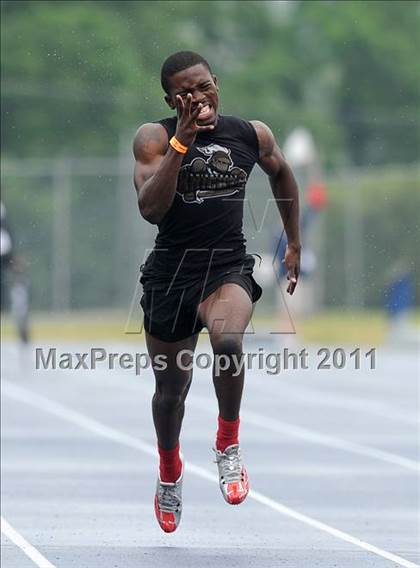 Thumbnail 1 in NCHSAA 4A Track & Field Championships photogallery.