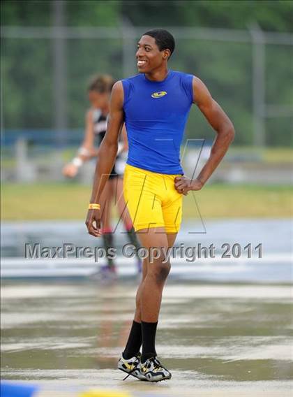 Thumbnail 3 in NCHSAA 4A Track & Field Championships photogallery.