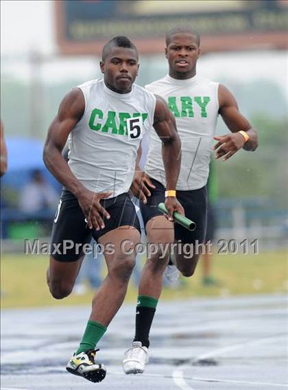 Thumbnail 1 in NCHSAA 4A Track & Field Championships photogallery.