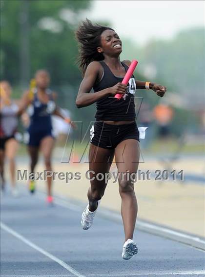 Thumbnail 1 in NCHSAA 4A Track & Field Championships photogallery.