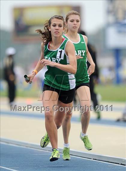 Thumbnail 1 in NCHSAA 4A Track & Field Championships photogallery.