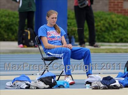 Thumbnail 1 in NCHSAA 4A Track & Field Championships photogallery.