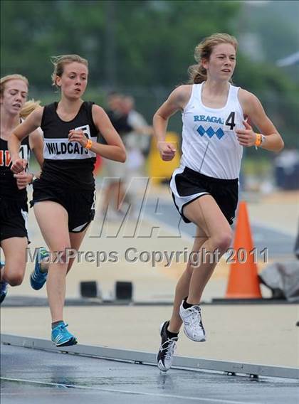 Thumbnail 3 in NCHSAA 4A Track & Field Championships photogallery.