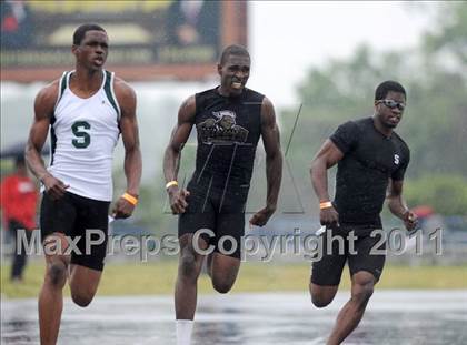 Thumbnail 3 in NCHSAA 4A Track & Field Championships photogallery.