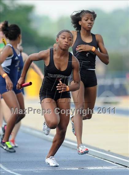 Thumbnail 3 in NCHSAA 4A Track & Field Championships photogallery.