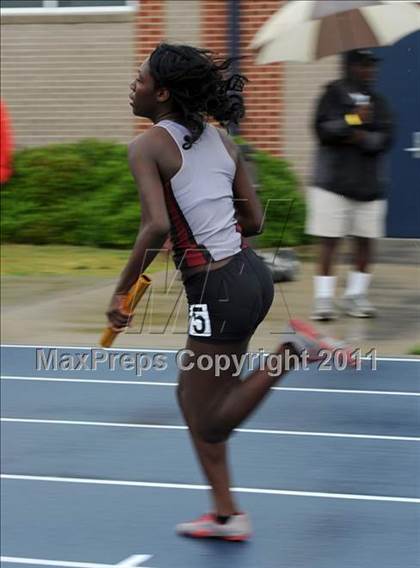 Thumbnail 2 in NCHSAA 4A Track & Field Championships photogallery.