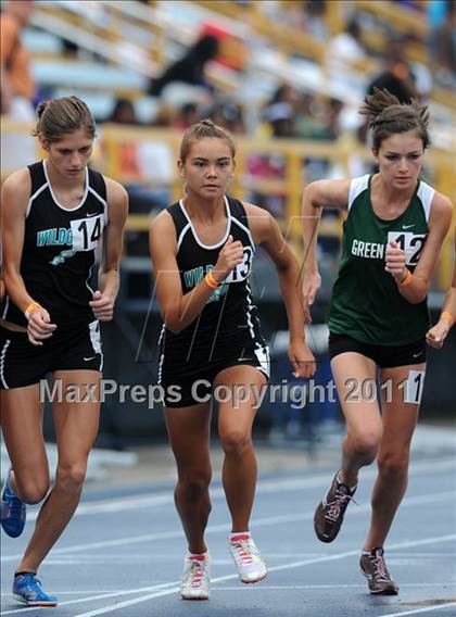 Thumbnail 3 in NCHSAA 4A Track & Field Championships photogallery.