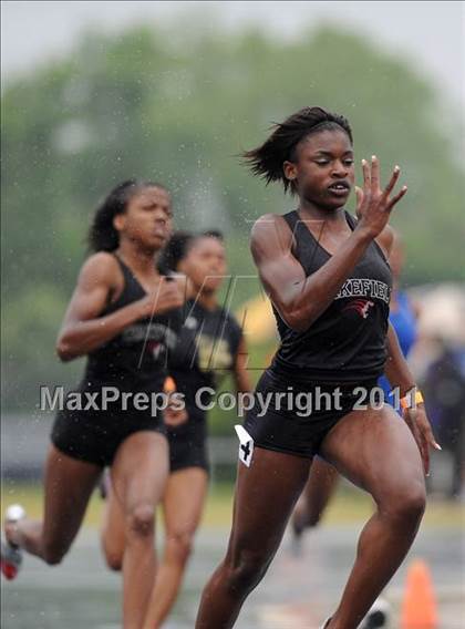 Thumbnail 2 in NCHSAA 4A Track & Field Championships photogallery.