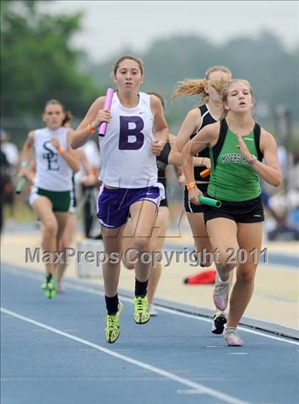 Thumbnail 2 in NCHSAA 4A Track & Field Championships photogallery.
