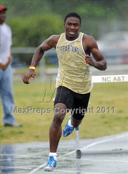 Thumbnail 3 in NCHSAA 4A Track & Field Championships photogallery.