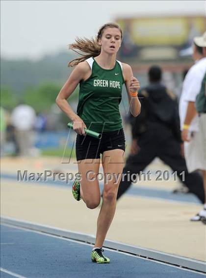 Thumbnail 3 in NCHSAA 4A Track & Field Championships photogallery.