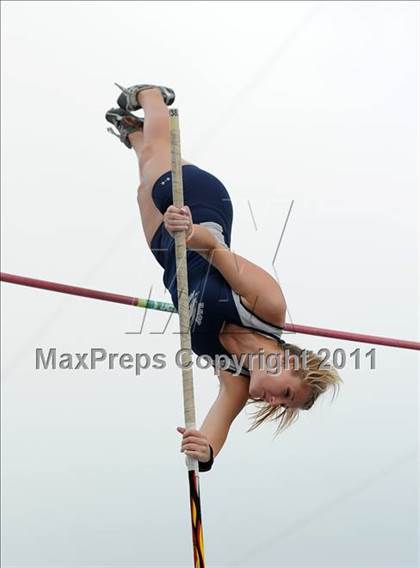 Thumbnail 3 in NCHSAA 4A Track & Field Championships photogallery.