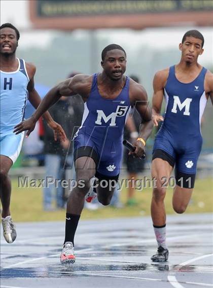 Thumbnail 3 in NCHSAA 4A Track & Field Championships photogallery.