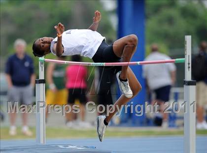 Thumbnail 2 in NCHSAA 4A Track & Field Championships photogallery.