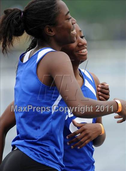 Thumbnail 1 in NCHSAA 4A Track & Field Championships photogallery.