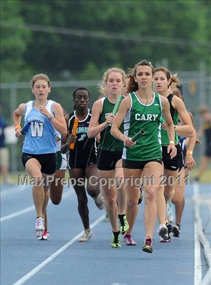 Thumbnail 2 in NCHSAA 4A Track & Field Championships photogallery.