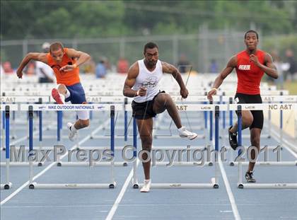 Thumbnail 1 in NCHSAA 4A Track & Field Championships photogallery.