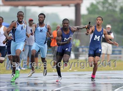 Thumbnail 2 in NCHSAA 4A Track & Field Championships photogallery.
