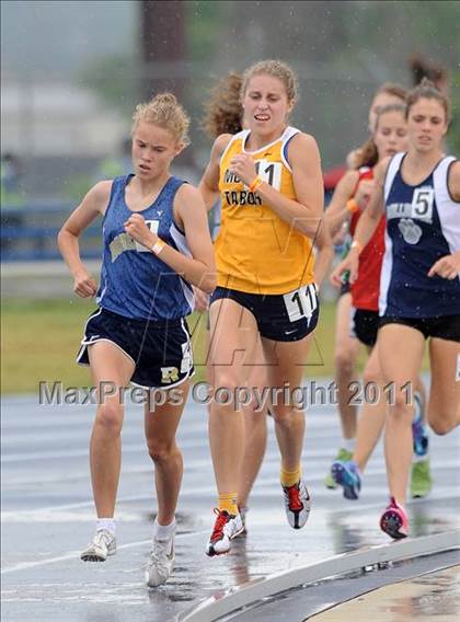 Thumbnail 1 in NCHSAA 4A Track & Field Championships photogallery.