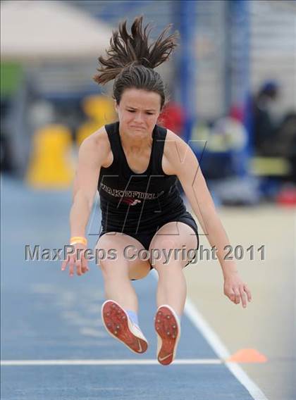 Thumbnail 2 in NCHSAA 4A Track & Field Championships photogallery.