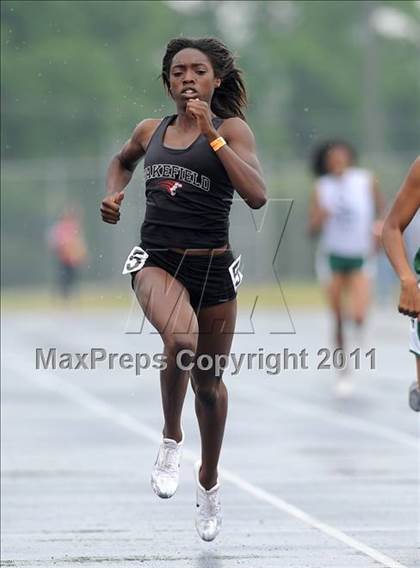 Thumbnail 2 in NCHSAA 4A Track & Field Championships photogallery.
