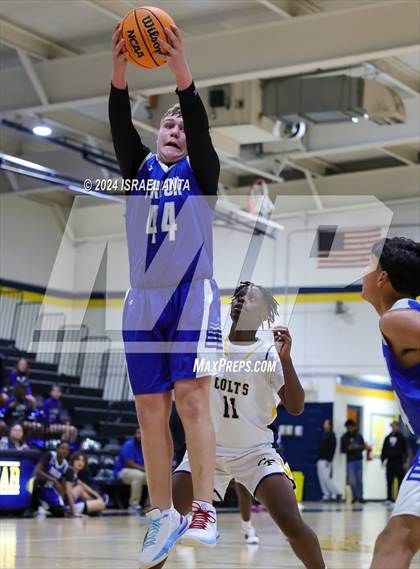 Thumbnail 1 in Triton @ Cape Fear photogallery.