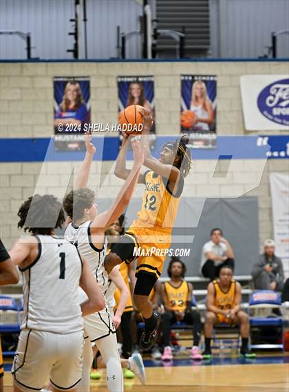 Thumbnail 2 in Providence School vs Blake (Sun Bash Tampa) photogallery.
