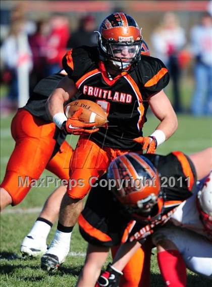 Thumbnail 2 in Weiser vs. Fruitland (3A Semifinal) photogallery.