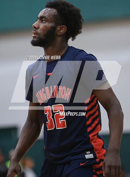Thumbnail 3 in Binghamton vs. Peekskill (NYSPHSAA Class AA Regional Semifinal) photogallery.
