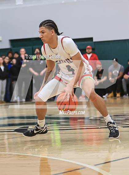 Thumbnail 3 in Binghamton vs. Peekskill (NYSPHSAA Class AA Regional Semifinal) photogallery.
