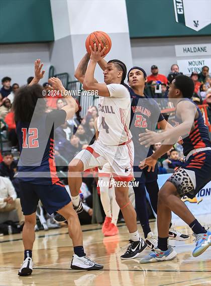 Thumbnail 1 in Binghamton vs. Peekskill (NYSPHSAA Class AA Regional Semifinal) photogallery.