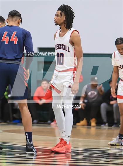 Thumbnail 1 in Binghamton vs. Peekskill (NYSPHSAA Class AA Regional Semifinal) photogallery.