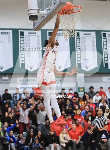 Thumbnail 2 in Binghamton vs. Peekskill (NYSPHSAA Class AA Regional Semifinal) photogallery.