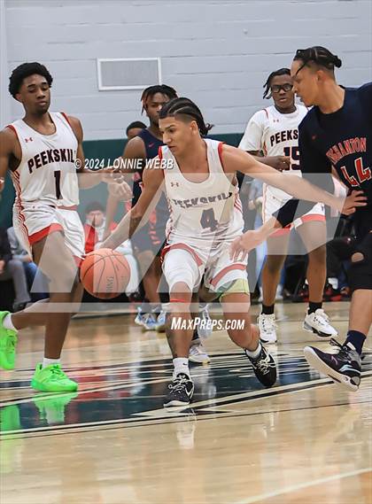 Thumbnail 1 in Binghamton vs. Peekskill (NYSPHSAA Class AA Regional Semifinal) photogallery.