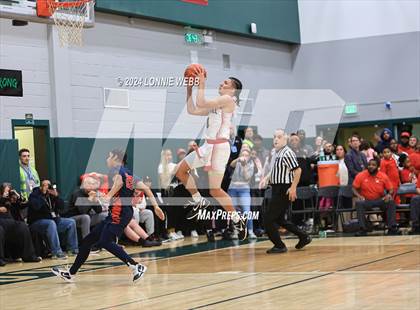 Thumbnail 3 in Binghamton vs. Peekskill (NYSPHSAA Class AA Regional Semifinal) photogallery.