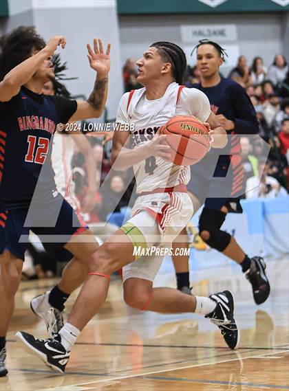 Thumbnail 1 in Binghamton vs. Peekskill (NYSPHSAA Class AA Regional Semifinal) photogallery.
