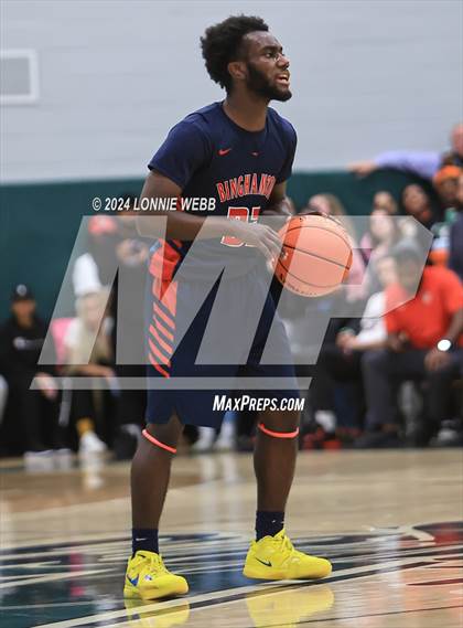 Thumbnail 3 in Binghamton vs. Peekskill (NYSPHSAA Class AA Regional Semifinal) photogallery.