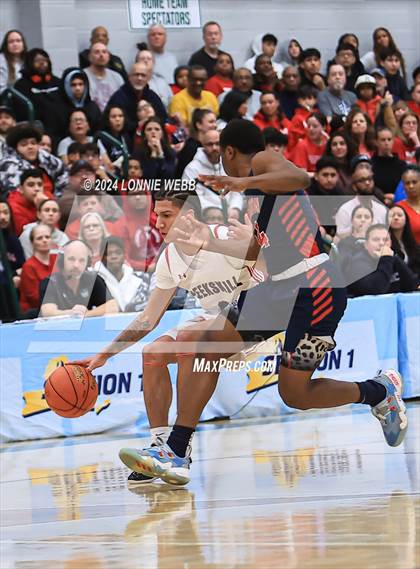 Thumbnail 1 in Binghamton vs. Peekskill (NYSPHSAA Class AA Regional Semifinal) photogallery.