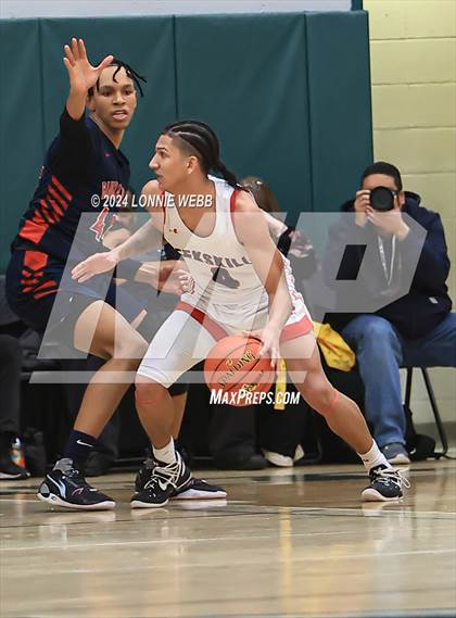 Thumbnail 1 in Binghamton vs. Peekskill (NYSPHSAA Class AA Regional Semifinal) photogallery.
