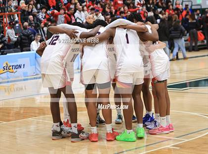 Thumbnail 1 in Binghamton vs. Peekskill (NYSPHSAA Class AA Regional Semifinal) photogallery.