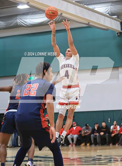 Thumbnail 2 in Binghamton vs. Peekskill (NYSPHSAA Class AA Regional Semifinal) photogallery.