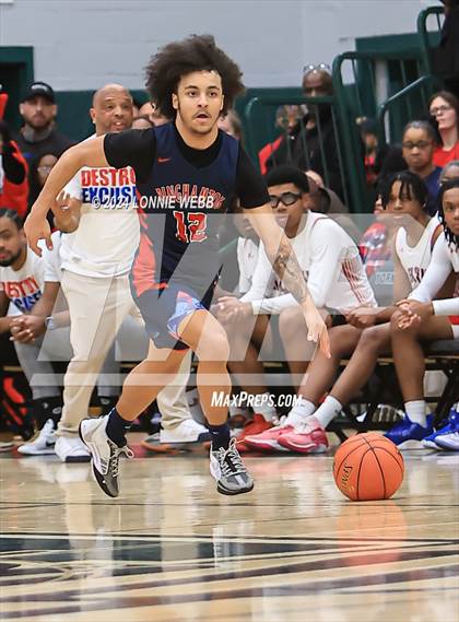 Thumbnail 1 in Binghamton vs. Peekskill (NYSPHSAA Class AA Regional Semifinal) photogallery.