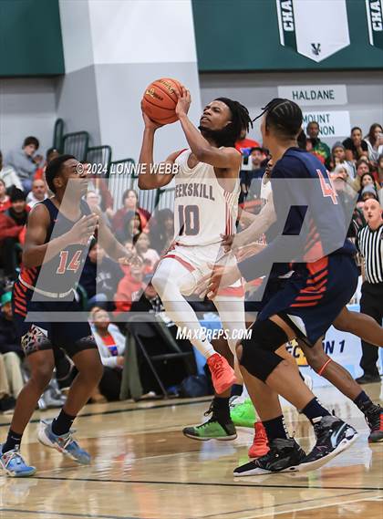 Thumbnail 2 in Binghamton vs. Peekskill (NYSPHSAA Class AA Regional Semifinal) photogallery.