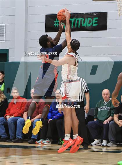 Thumbnail 1 in Binghamton vs. Peekskill (NYSPHSAA Class AA Regional Semifinal) photogallery.