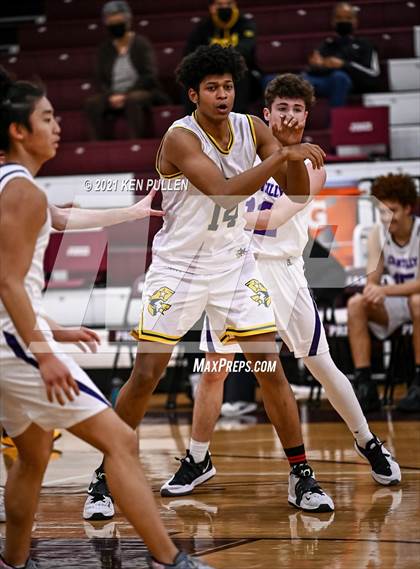 Thumbnail 3 in Chantilly vs. Virginia Academy photogallery.