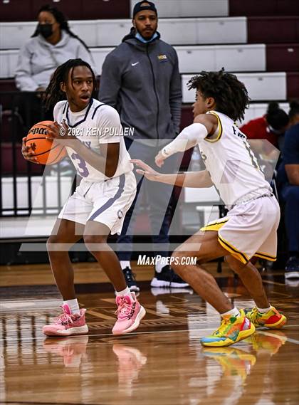 Thumbnail 2 in Chantilly vs. Virginia Academy photogallery.
