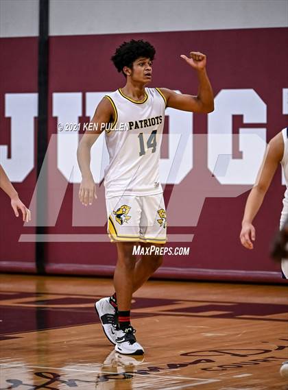 Thumbnail 2 in Chantilly vs. Virginia Academy photogallery.
